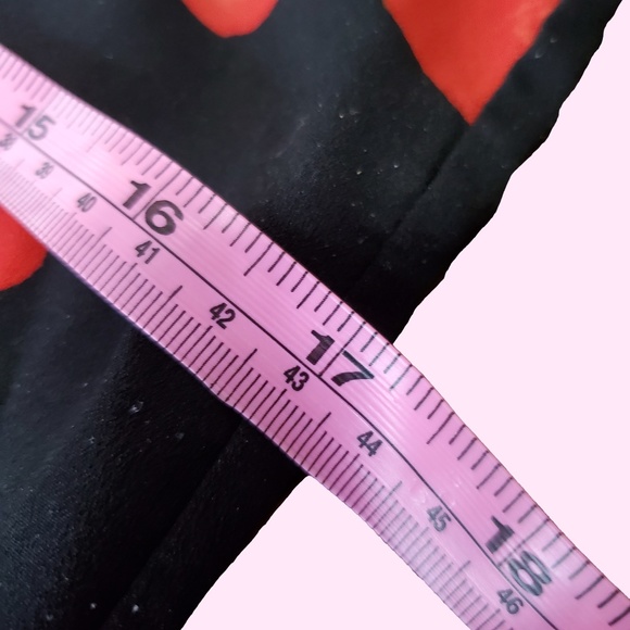 Shirt (Purchased in Australia) - Picture 7 of 7